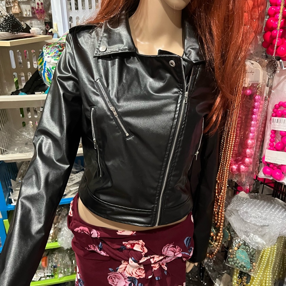 Black Jacket Leather Vegan Statement Medium Women… - image 3